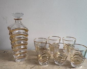 Crystal Liquor Bottle with Glasses, Vintage MCM Style Barware, Mid-Century Gift, Retro Home Drink Set