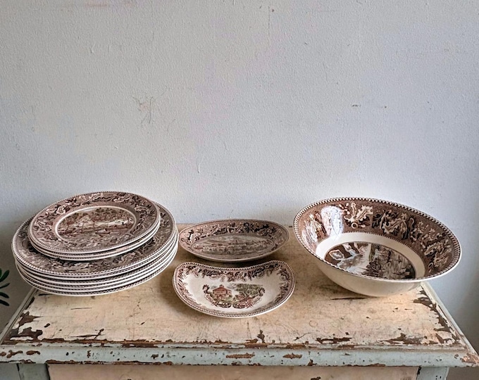 Vintage Johnson Brothers Ceramic Plates, Historic America Dinnerware, Farmhouse Kitchen Dishes, Table Decor