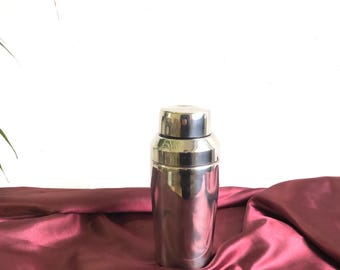 Metal Martini Shaker, Vintage Barware Decor, Cocktail Mixer, Retro Drink Shaker, Home Bar Gift