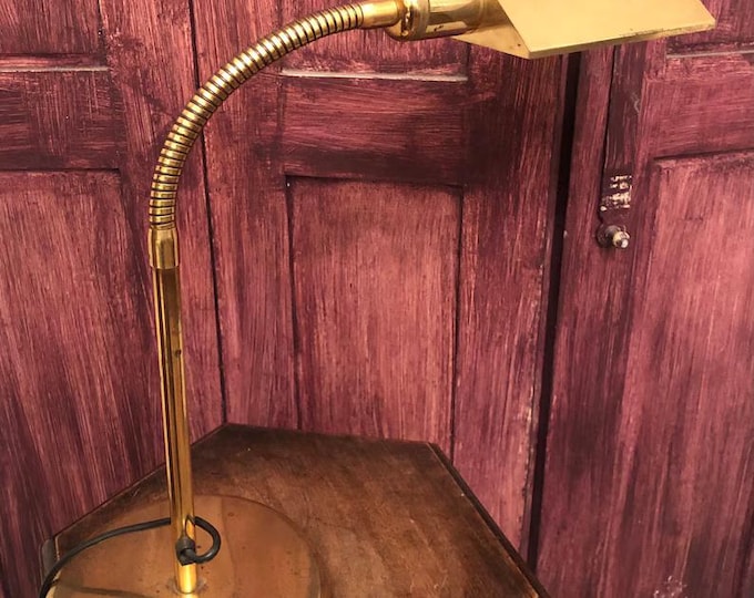 Brass Vintage Desk Lamp, Retro Lighting, Antique Style, Home Office Decor, Classic Design