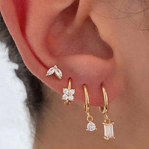 Belles boucles d'oreilles Huggie en cristal Créoles pour femme Petit pendentif en cristal Boucles d'oreilles minimalistes Cadeaux pour elle Cadeaux pour femme image 1