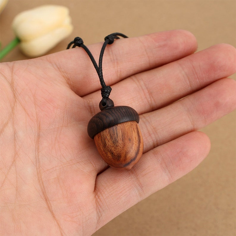 Boho Wooden Acorn Pendant Acorn Necklace Artisan Wax Rope Locket Necklace Choker Handcrafted Ethnic Jewelry Unique Nature Gift Etsy zdjęcie 10