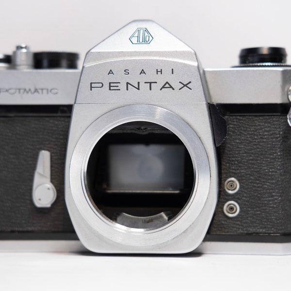 Pentax Spotmatic SP 35mm film Camera - working meter with battery adapter -Excellent+ - Tested, new light seals. m42 mount.