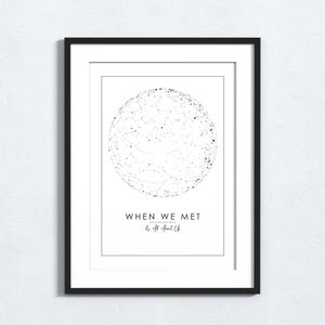 Personalisierter Sternenkarten-Druck, „Night We Met“-Jubiläumsgeschenk, Nachthimmel-Druck, Hochzeitsgeschenk, Sternbild-Druck, personalisiertes Geschenk. Weiß.
