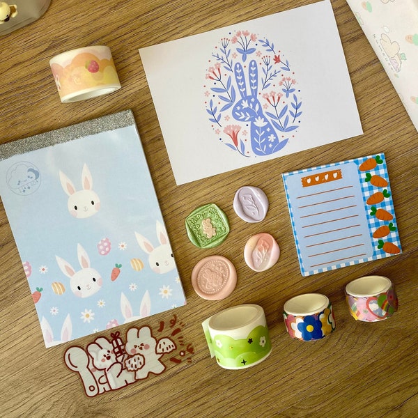 Box Papeterie Pâques lapin l Vichy Bleu l 6 produits de papeterie : bloc notes, autocollants, masking tape, cachets de cire, carte postale.