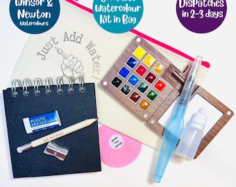 Wooden Palette Art Kit, 15 Winsor & Newton colours with sketchbook and bag