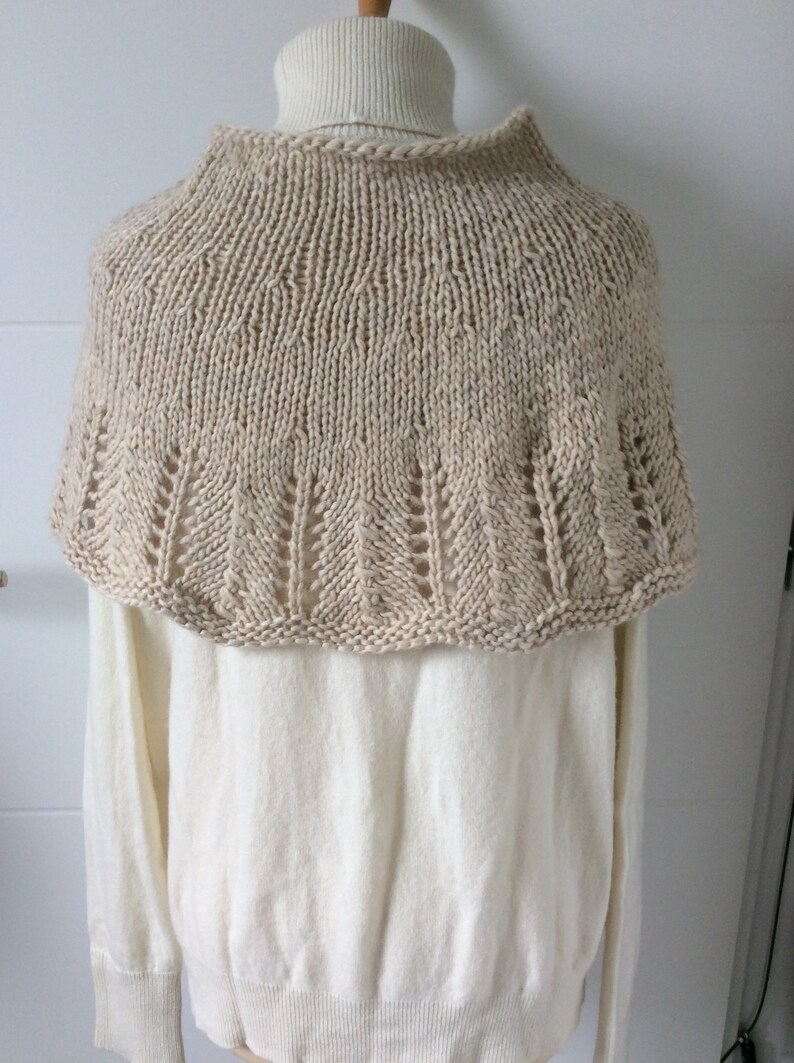 Lace shoulder cover, alpaca/wool, beige image 2