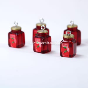 6 stuks veel hars jelly jar bedel voor doe-het-zelf oorbellen maken, schattige miniatuur hars aardbeienjam hanger, oorbellen bevindingen: