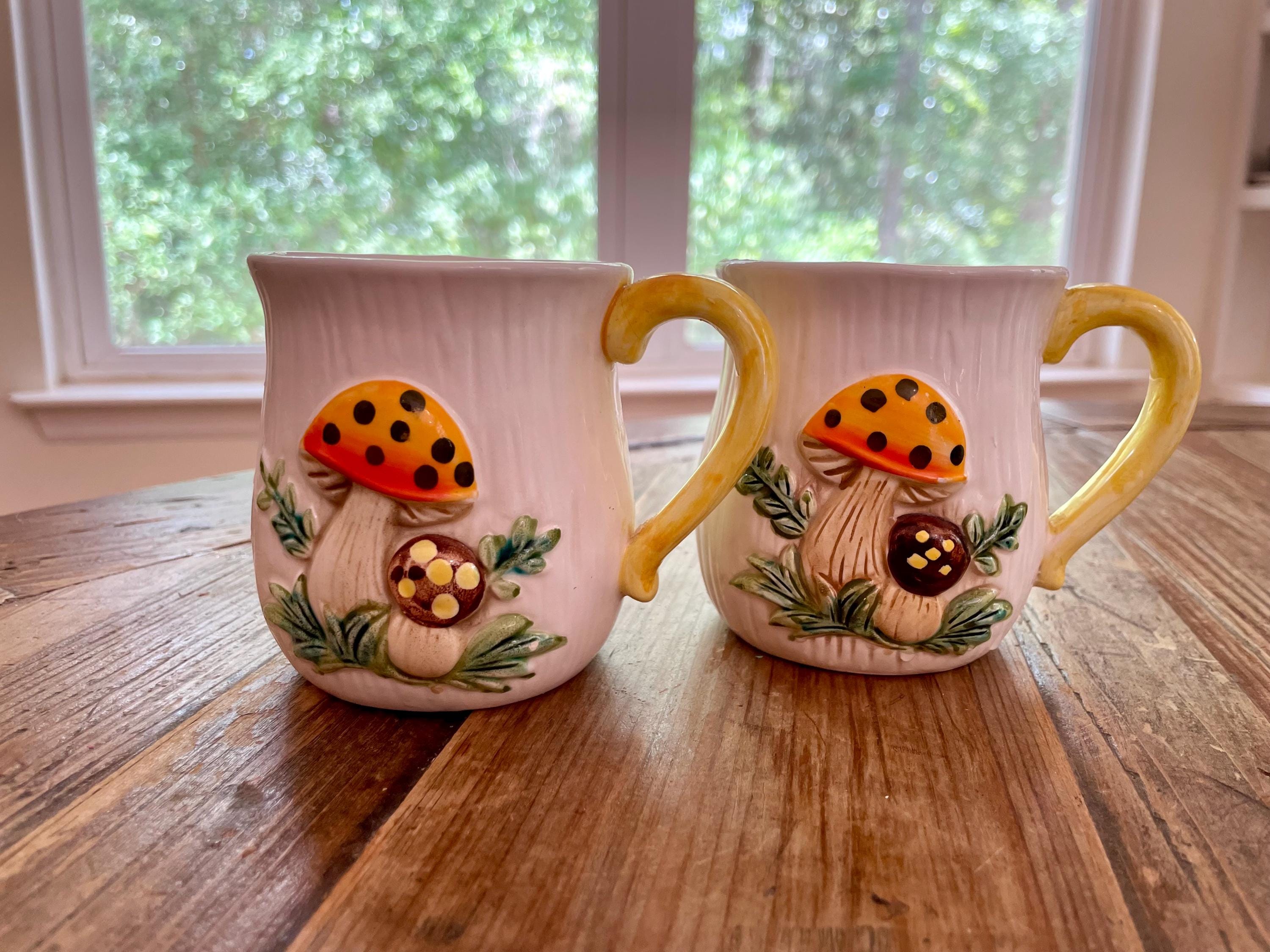 Merry Mushrooms ボウル 1977年製　陶器製 Merry Mushrooms ボウル 1977年製 陶器製