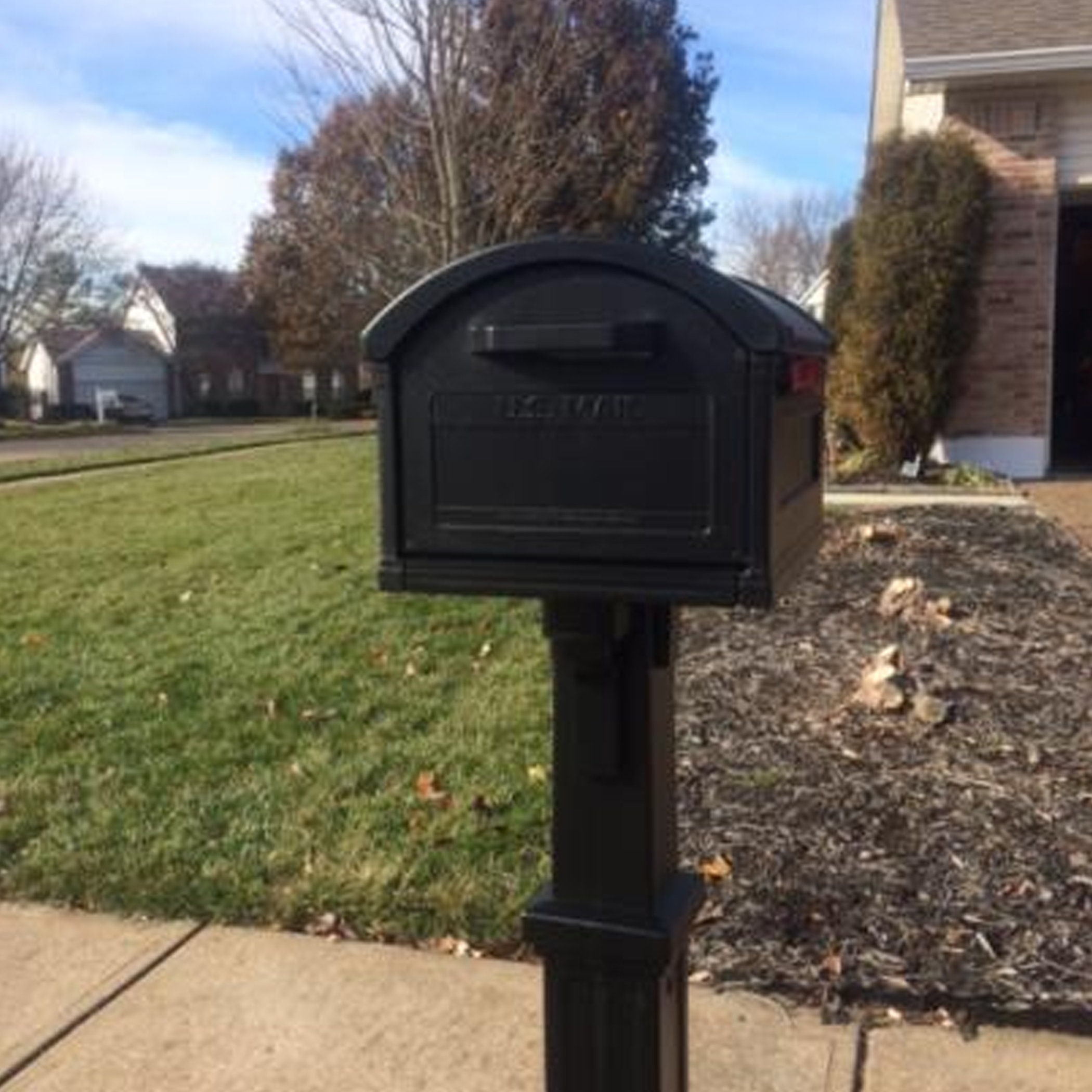 Grand Haven Black, Extra Large, Plastic, Mailbox and Post Combo Powder