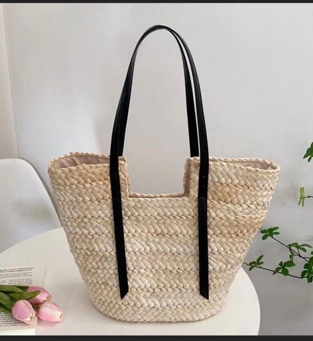 Women's beach portable straw bag