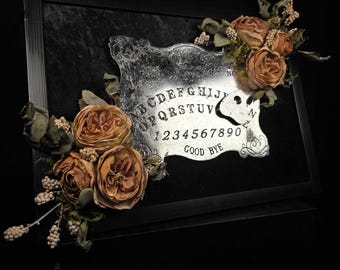 Gothic Wall Art, Ouija board Decor, Macabre Wall Art, Occult Dark Home, Oddities & Curiosities, Haunted House, Dark Academia - Victorian