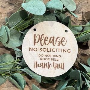 no soliciting sign, Do Not Ring the Door Bell Sign, Office Home Business Door, Please Do Not Ring Doorbell Signage, wood no soliciting sign