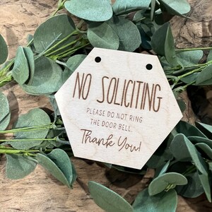 no soliciting sign, Do Not Ring the Door Bell Sign, Office Home Business Door, Please Do Not Ring Doorbell Signage, wood no soliciting sign