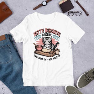 Cat Biscuit Maker Shirt, Funny Cat Kneading Shirt, baking gifts for her,  gift for cat mom, cat mom mama, graphic tees,cat kneading