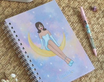 Cuaderno Moonlight y Bolígrafo Blooming Luna Polev - Cuaderno A5 · Punteado · 200 páginas
