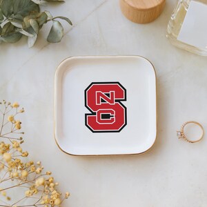 Personalized Ceramic Graduation Jewelry Dish, Custom Ring Holder bild 2