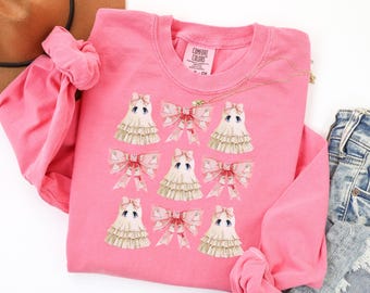 Adorable Halloween shirt with cute coquette ghosts and pink hairbows, Comfort Colors Halloween shirt for her, Halloween party costume