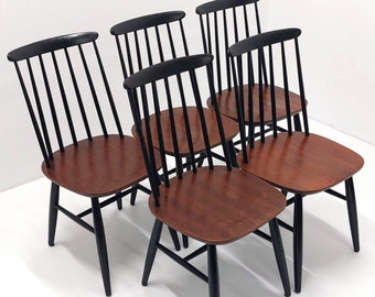 Chaises de salle à manger Mid-Century sur 5 / Design scandinave par Ilmari Tapiovaara / Fabriqué en Yougoslavie / Stol Kamnik / Design des années 60