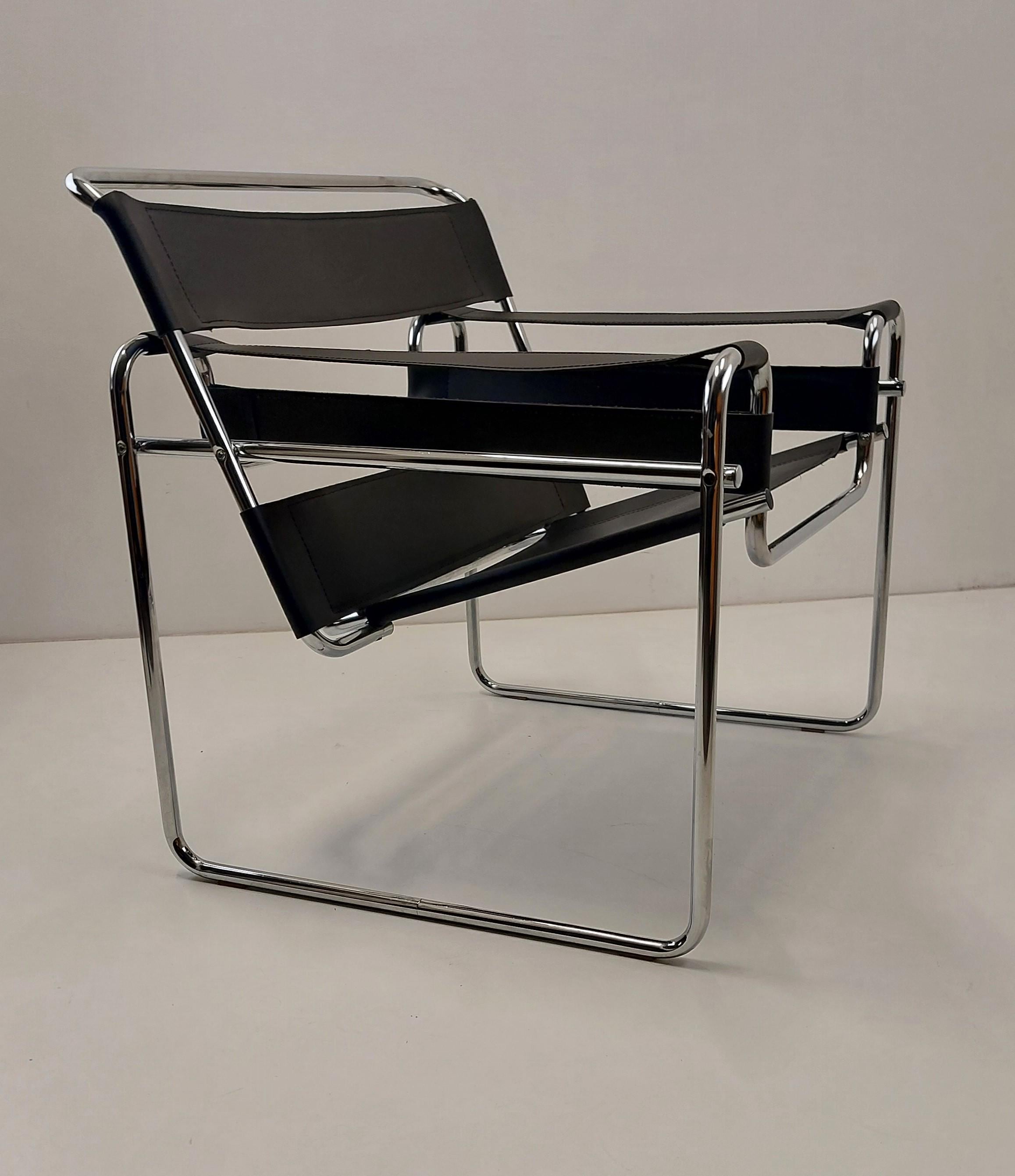 Cuoio Wassily Kandinsky Prezzo Poltrona Wassily Usata Wassily