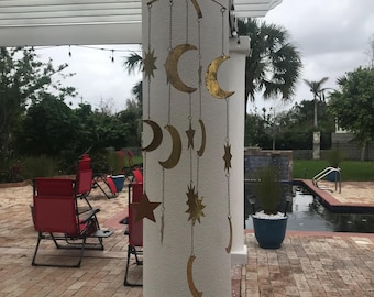 Móvil atrapasoles celestial de 16 piezas, purpurina dorada metálica, decoración colgante para interiores y exteriores.
