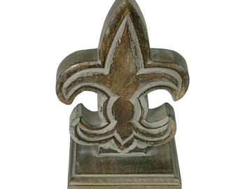 Carved Wood Fleur-de-Lis Finial, Two-Tone Grey Wash Pedestal Decor, French Country Tabletop Accent