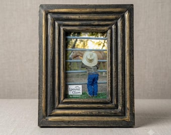 Ridged Gray Wood Picture Frame 4x6, Rustic Farmhouse Decor