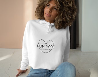 Sweat à capuche court Mom Life Vibes Motherhood