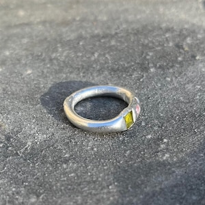 Bague En Argent Sertie De Péridot | Anneau Organique | Anneau En Fusion | Band De Dispersion | Bague Multi-Pierres | Bijoux Artisanaux bild 2