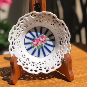 Vintage Wellington Castle Royal Class Lace Porcelain  With Rose Pattern Candy Dish. Made in Italy.