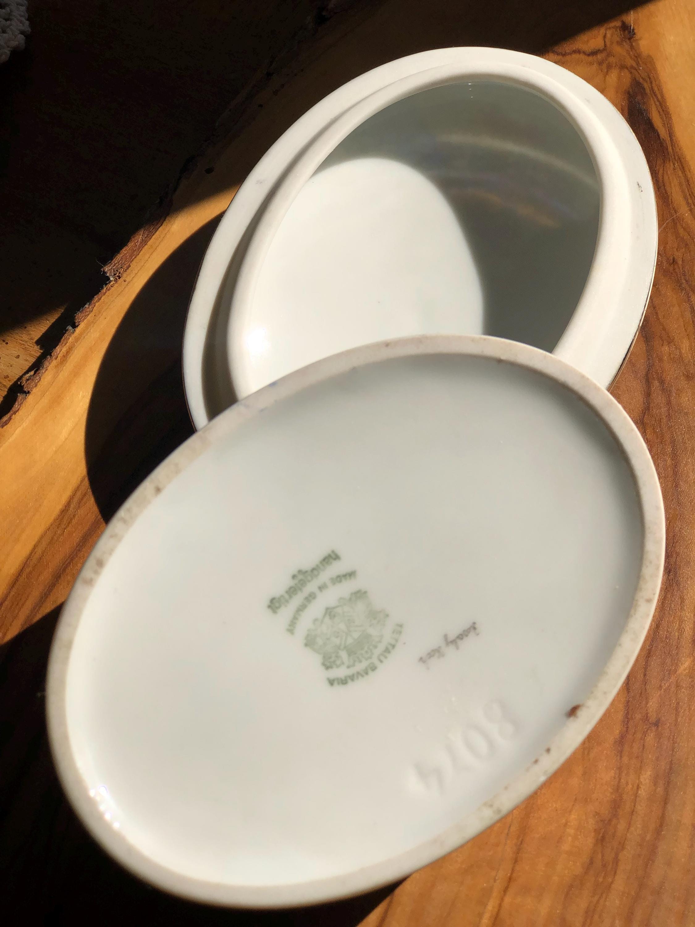 ヴィンテージのTETTAUバイエルン磁器製小物入れ。ロザリー・コッホ