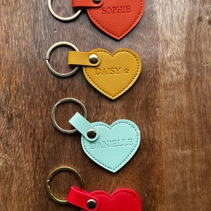 Personalised Vegan Leather Heart Keyring, Valentine’s Day Gift, Heart Keychain, First Car, Birthday, Anniversary, Gift for Her, Gift for Him