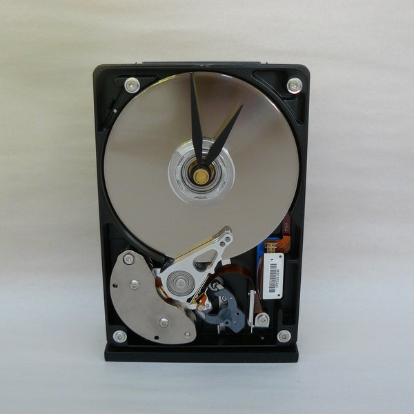 Technical Disk Clock, Hard Drive Clock, Desk Clock, Engineer, IT, Tech, Programmer, Gamer, Computer, Office , Old School, Recycle, Reuse