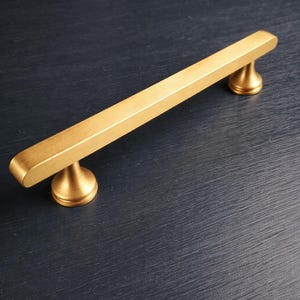 Geometriskt skåphandtag i massiv mässing, modernt lådhandtag i satin, moderna möbelbeslag