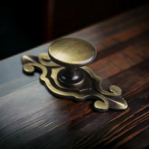 Antique Floral Cabinet Knob, Vintage Aluminum Drawer Hardware, Traditional Cupboard Pull