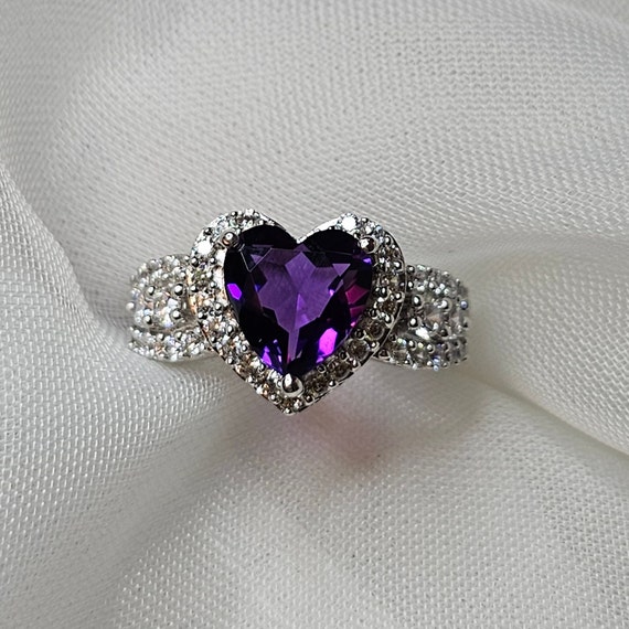 Heart cut Amethyst ring - image 1