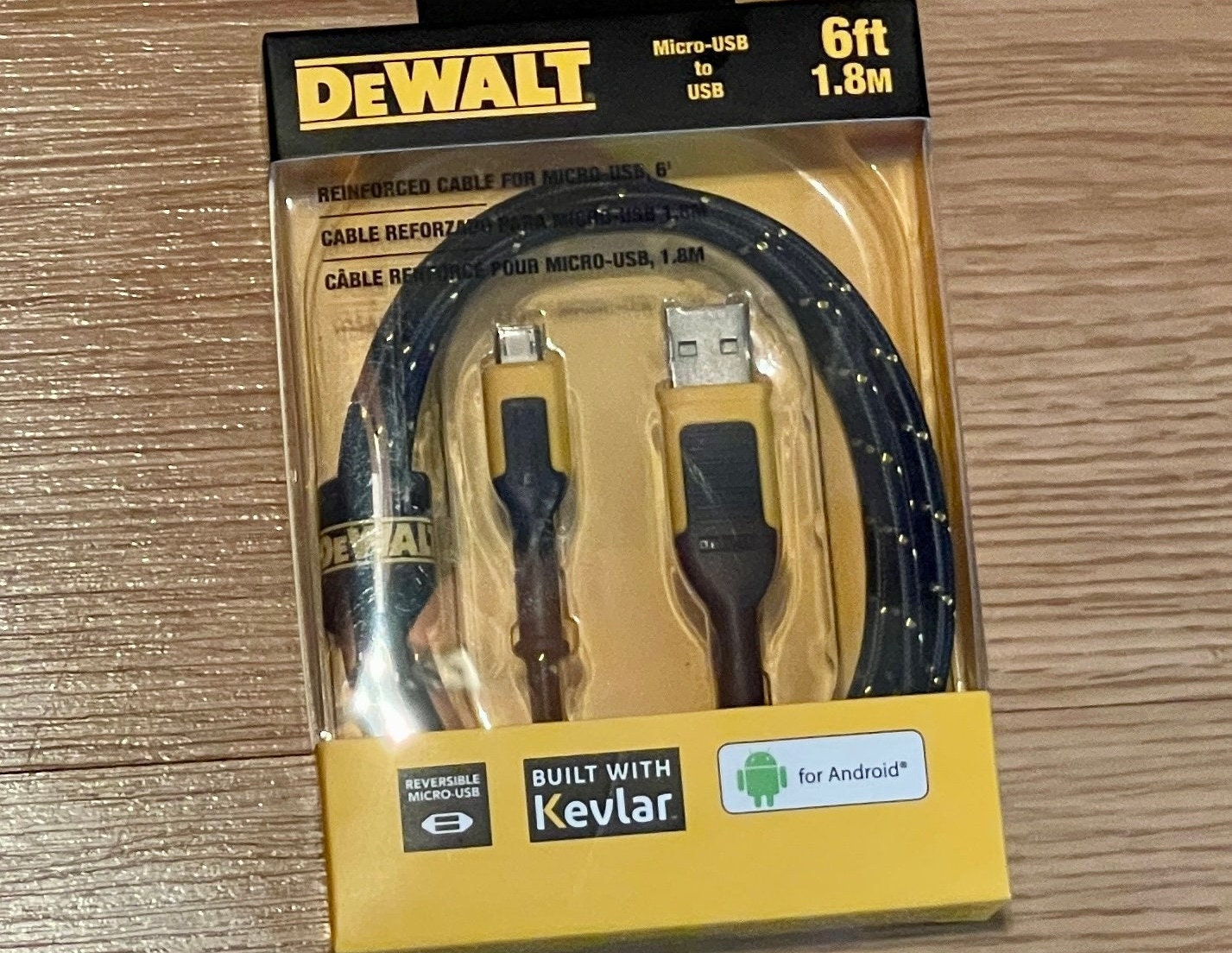 Fast Charging Dewalt Reinforced Braided Cable For Lightning DEWALT
