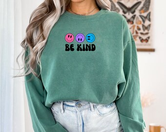 Moletom Be Kind, Moletom Bondade, Moletom Smiley Face, Moletom Feminino, Moletom Moderno, Moletom Estético, Ideias para Presentes,