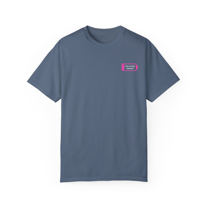 T-shirt lage sociale batterij, shirt sociale batterij, introverte T-shirt, T-shirt angst, damest-shirts, damesshirts, trendy shirts, esthetiek afbeelding 5