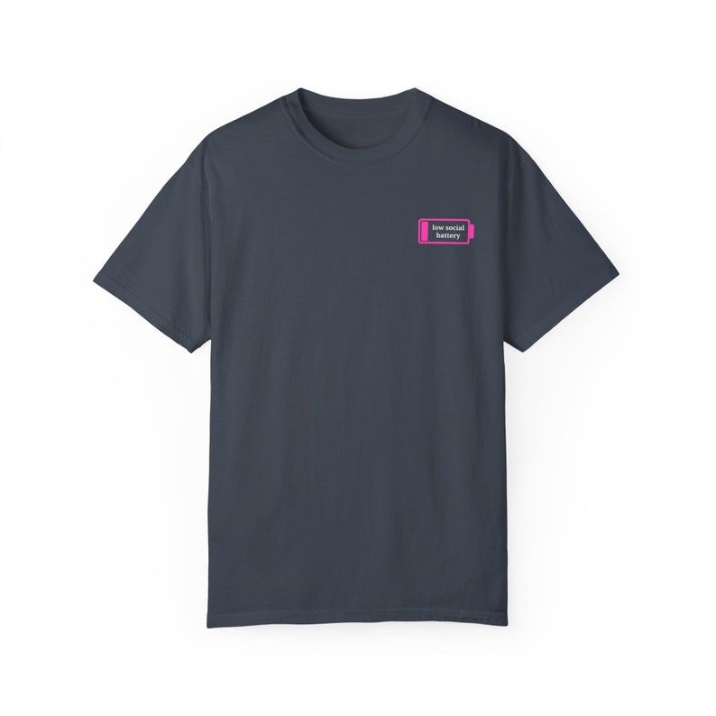T-shirt lage sociale batterij, shirt sociale batterij, introverte T-shirt, T-shirt angst, damest-shirts, damesshirts, trendy shirts, esthetiek afbeelding 7