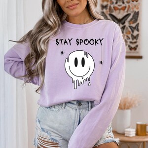 Stay Spooky Sweatshirt, Halloween Sweatshirt, Melting Smiley Face Sweatshirt, Women&#39;s Sweatshirt, Halloween Shirt, Women&#39;s Sweaters, Trendy