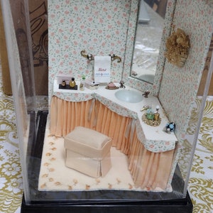 Boîte miniature pour salle de bain avec vanité élégante, diorama de lavage