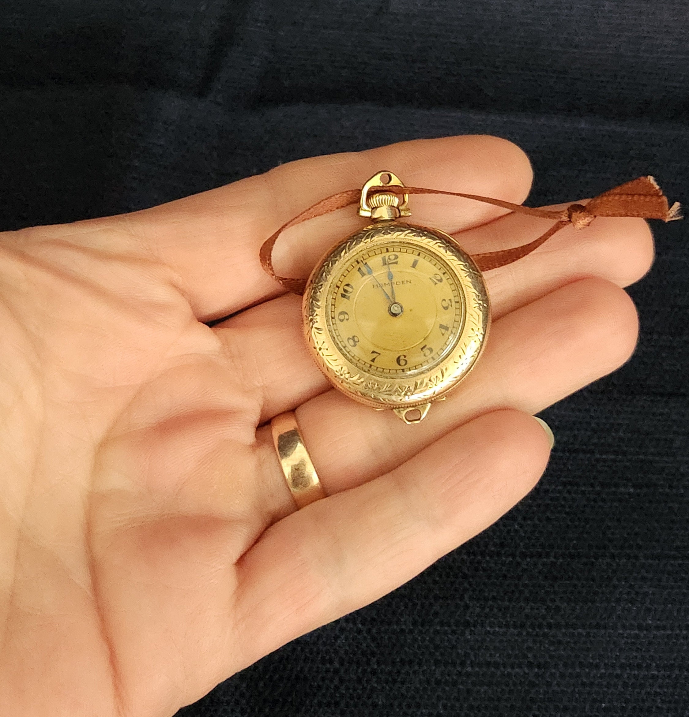 1918年製ハンプデン「モリー・スターク」懐中時計 - Etsy 日本