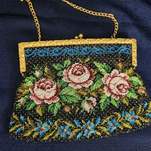 Antique 1920&#39;s Beaded Flapper Purse: Floral Evening Bag