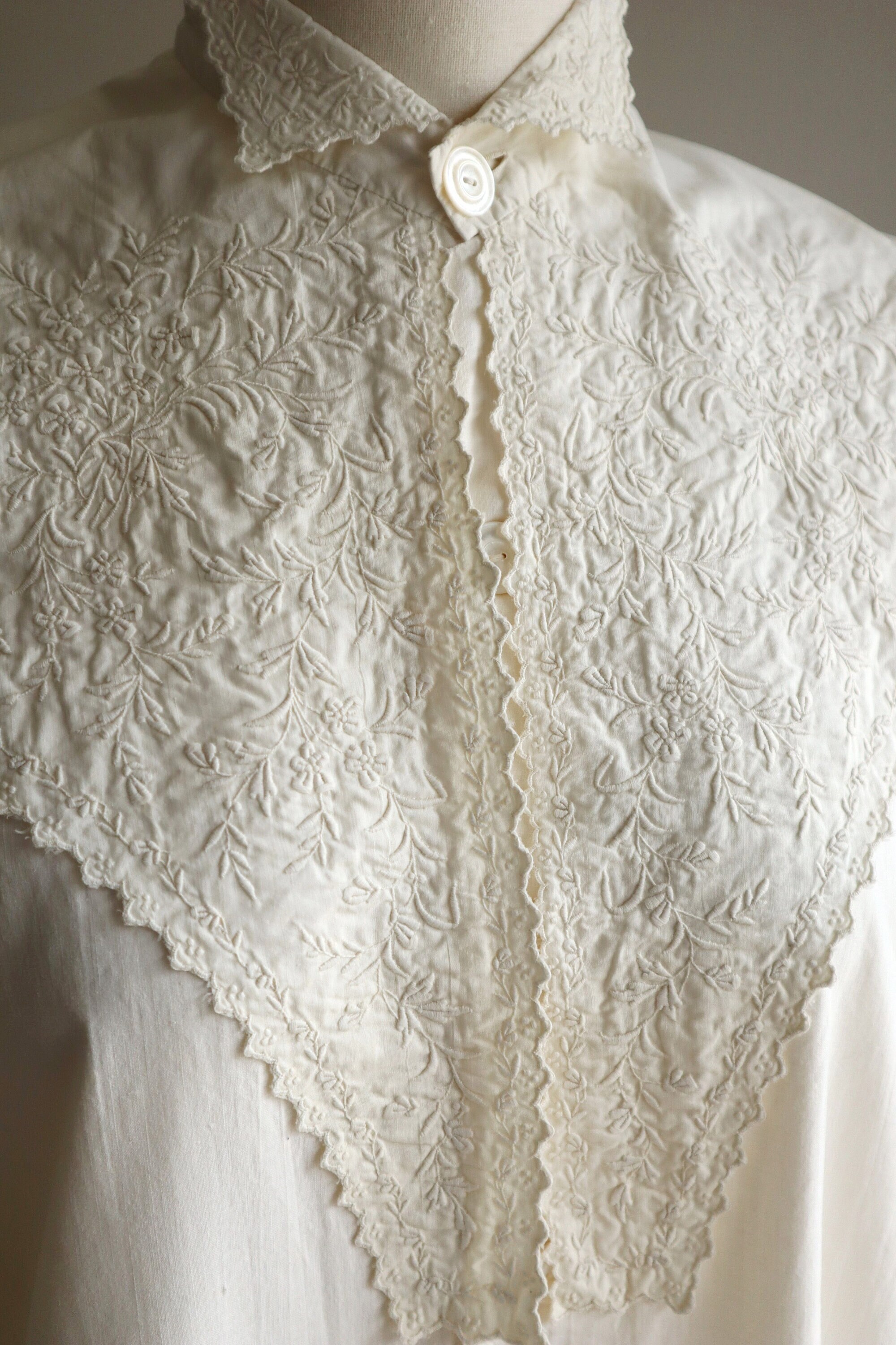 1900s Flower Embroidery Cotton Dress 1900s Flower Embroidery Cotton Dress