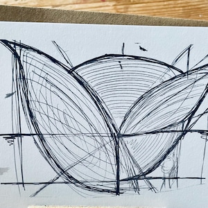 Kunstkarte A6 – Tuschezeichnung „Blütenarchitektur“ | florales Linienmotiv in Schwarz-Weiß | mit Kraftpapierumschlag
