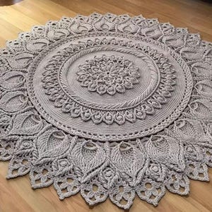 Handgefertigter Häkelteppich aus Baumwolle: 3D Mandala Boho Bodenmatte