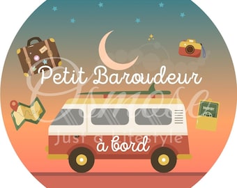 Autocollant Bébé à Bord - Petit Baroudeur Vanlife