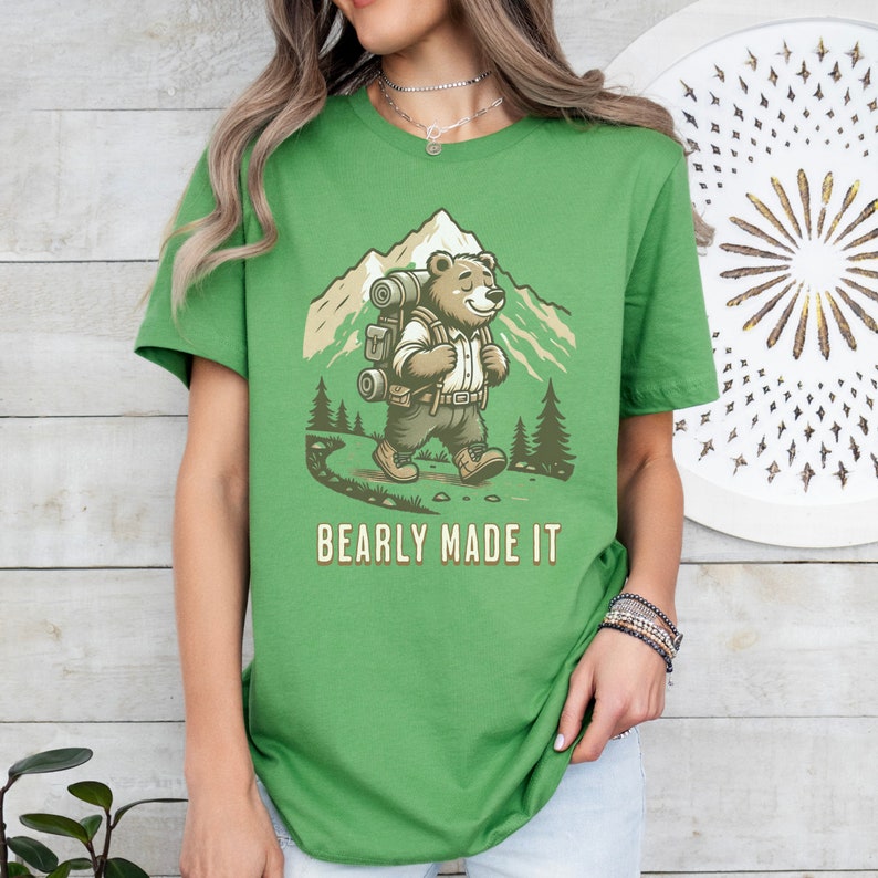 Funny Hiking Bear Quote Shirt, Cute Nature Bear Hiking Shirt, Mountain Hiking Graphic Tee, Gifted Hiking Shirt, Funny Wildlife T-Shirt Leaf
