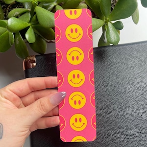 Hot Pink Smiles Bookmark | Bright & Fun Aesthetic | Cute Retro Bookmark for Book Lovers | Girly Book Accessories